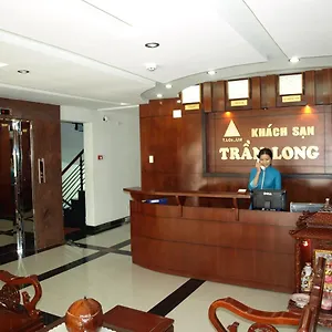 Tran Long ** Ho Si Minh-város
